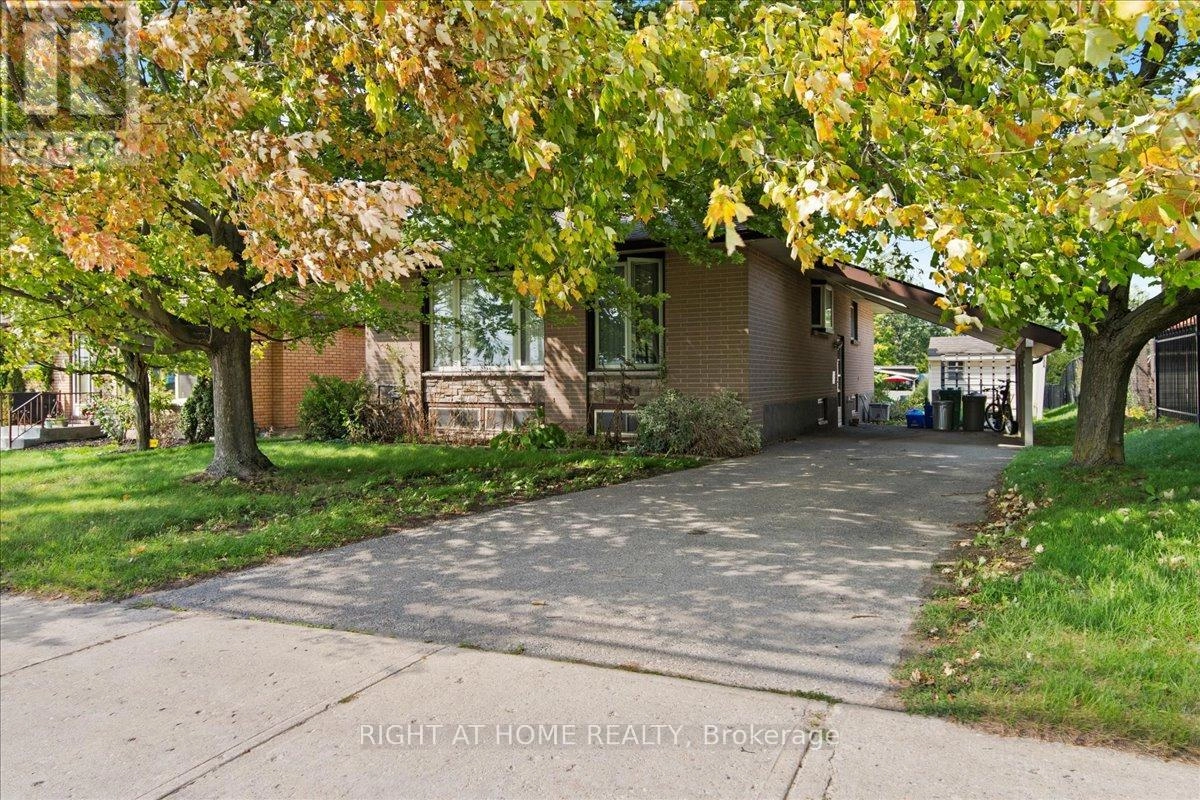136 Langton Street, Peterborough, Ontario  K9H 6K2 - Photo 3 - X12391664