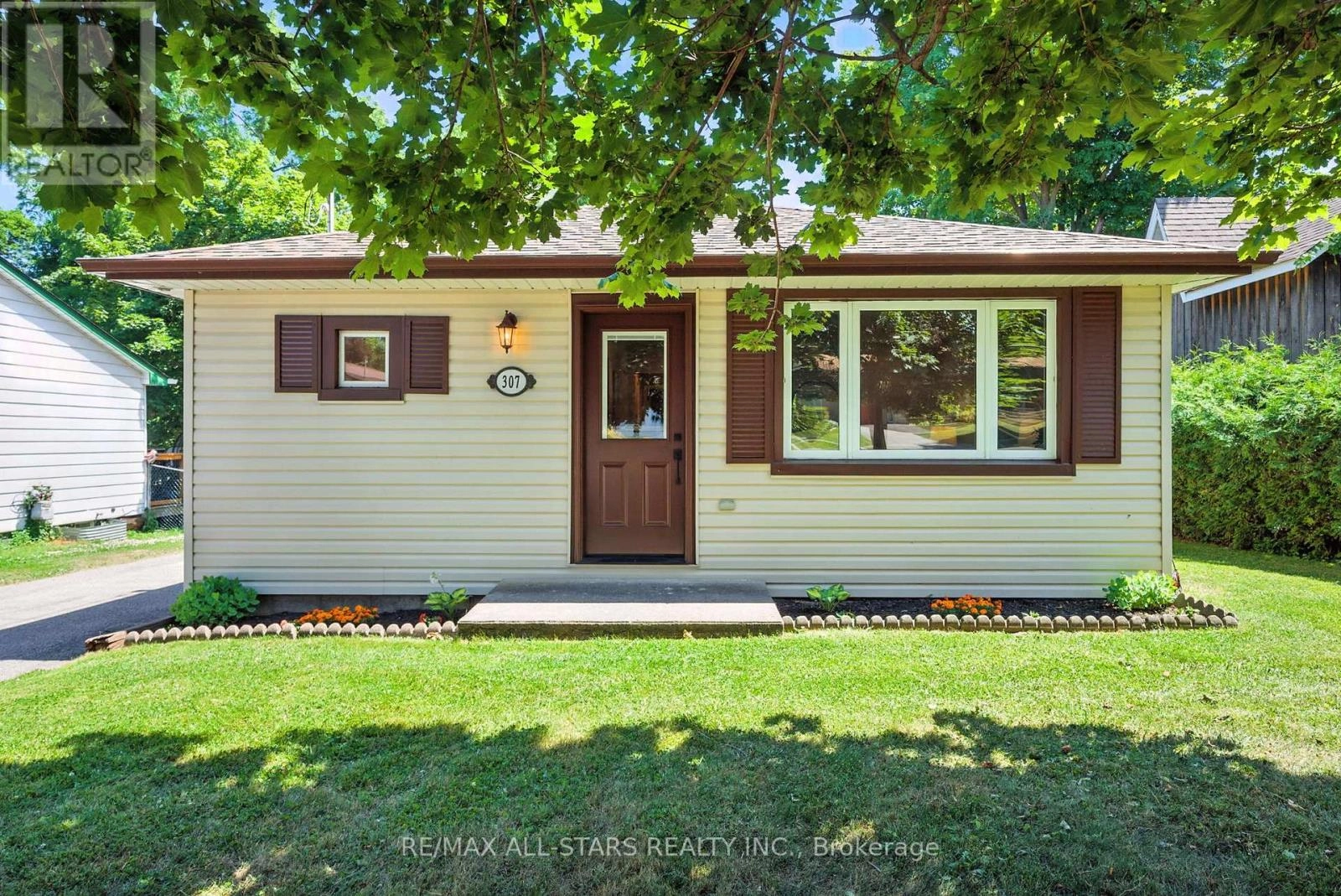 307 Cochrane Street, Scugog, Ontario  L9L 1M4 - Photo 2 - E12392263