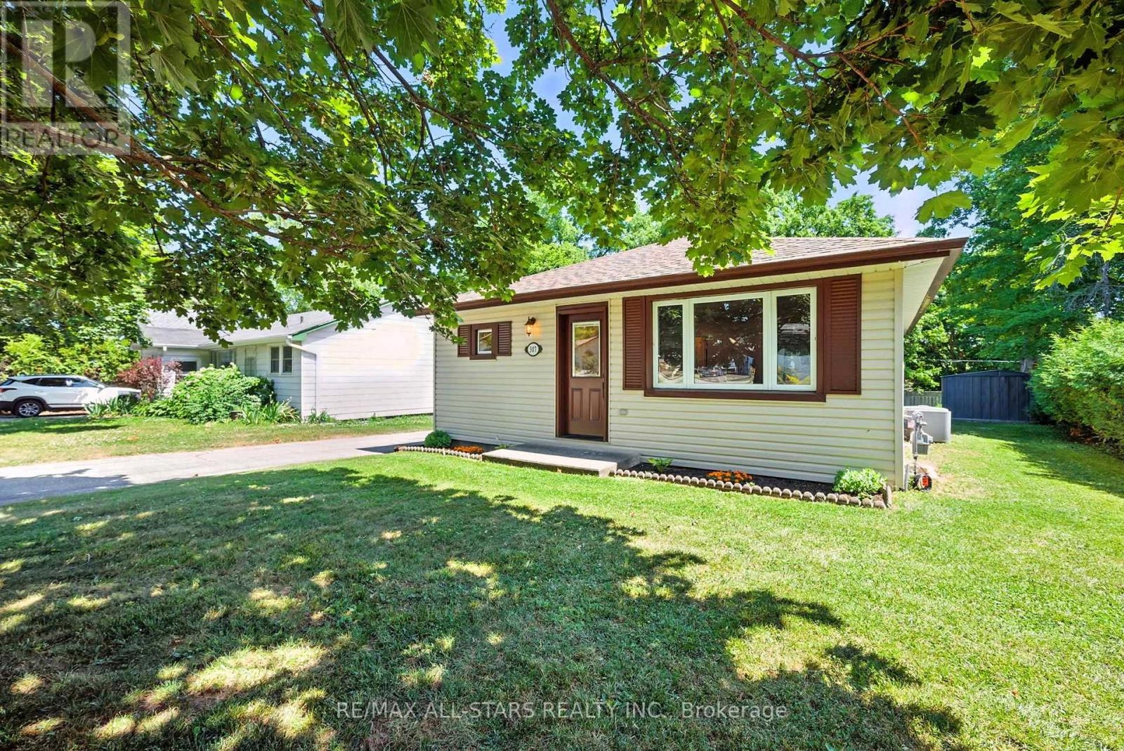 307 Cochrane Street, Scugog, Ontario  L9L 1M4 - Photo 3 - E12392263