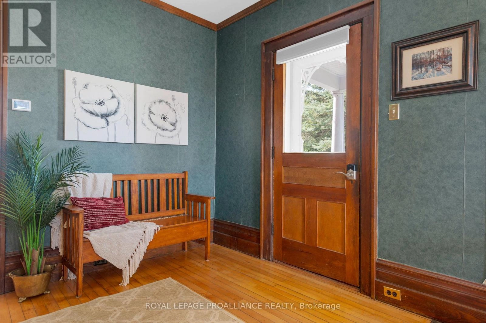 262 Metcalf Street, Tweed, Ontario  K0K 3J0 - Photo 3 - X12392235