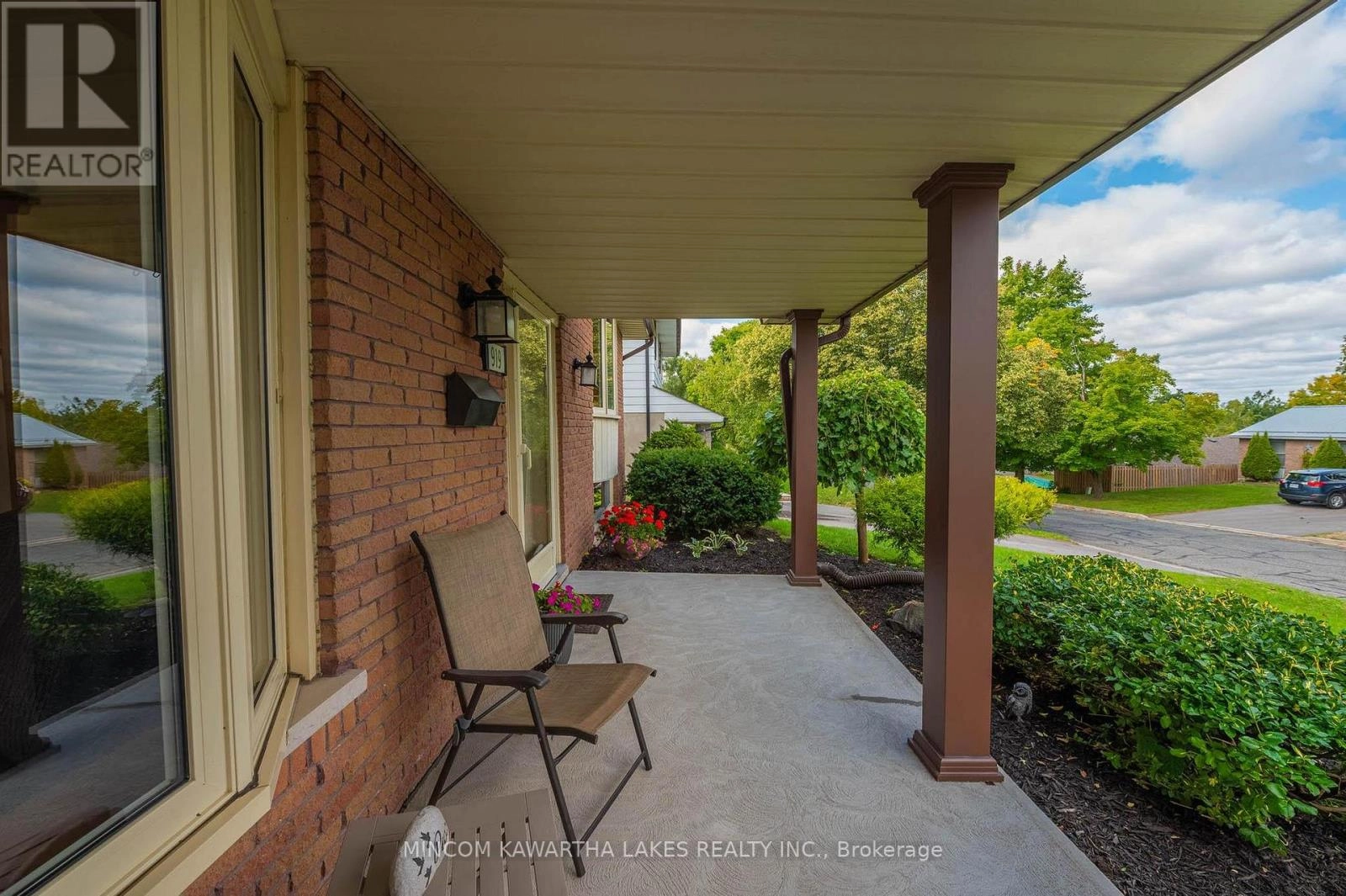 919 Sydenham Road, Peterborough, Ontario  K9J 1K5 - Photo 3 - X12391924