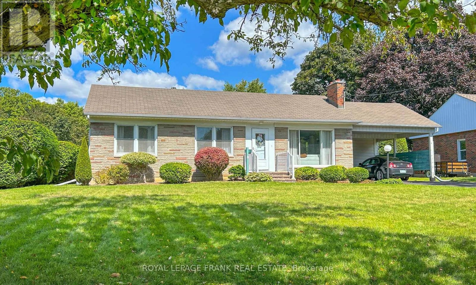 8 Edsall Avenue, Clarington, Ontario  L1C 2A8 - Photo 1 - E12392644