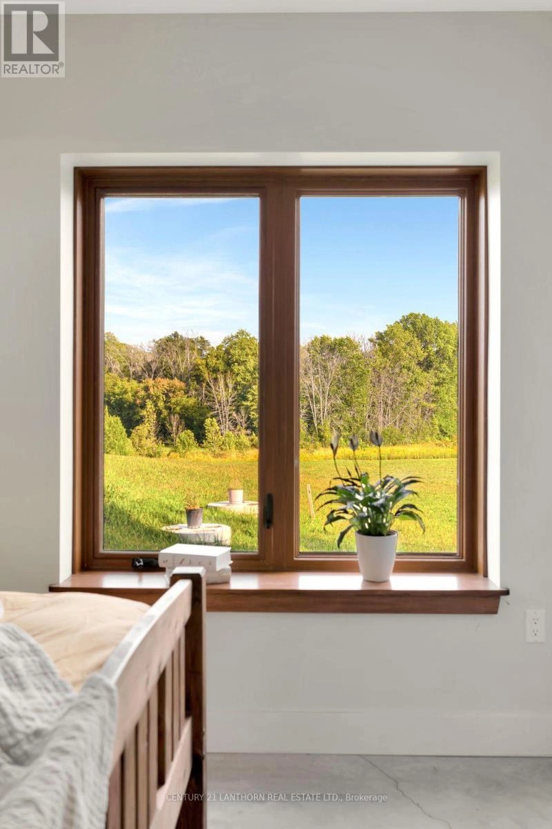 581 Frankford Road, Quinte West, Ontario  K0K 2B0 - Photo 31 - X12393418