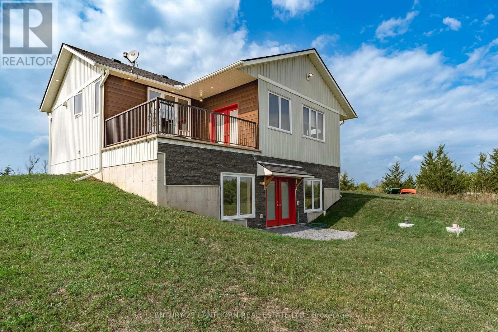 581 Frankford Road, Quinte West, Ontario  K0K 2B0 - Photo 6 - X12393418