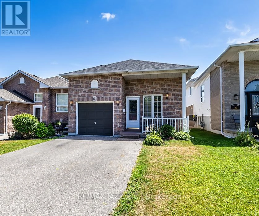 15 Daiseyfield Avenue, Clarington, Ontario  L1E 3E8 - Photo 1 - E12393728