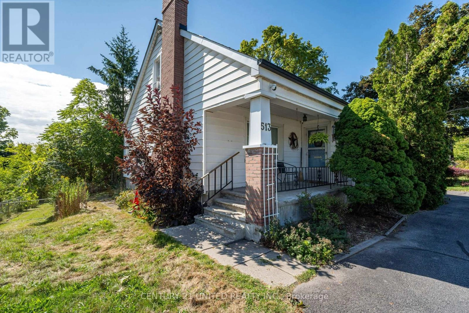 513 Parkhill Road W, Peterborough, Ontario  K9H 3J4 - Photo 3 - X12393570
