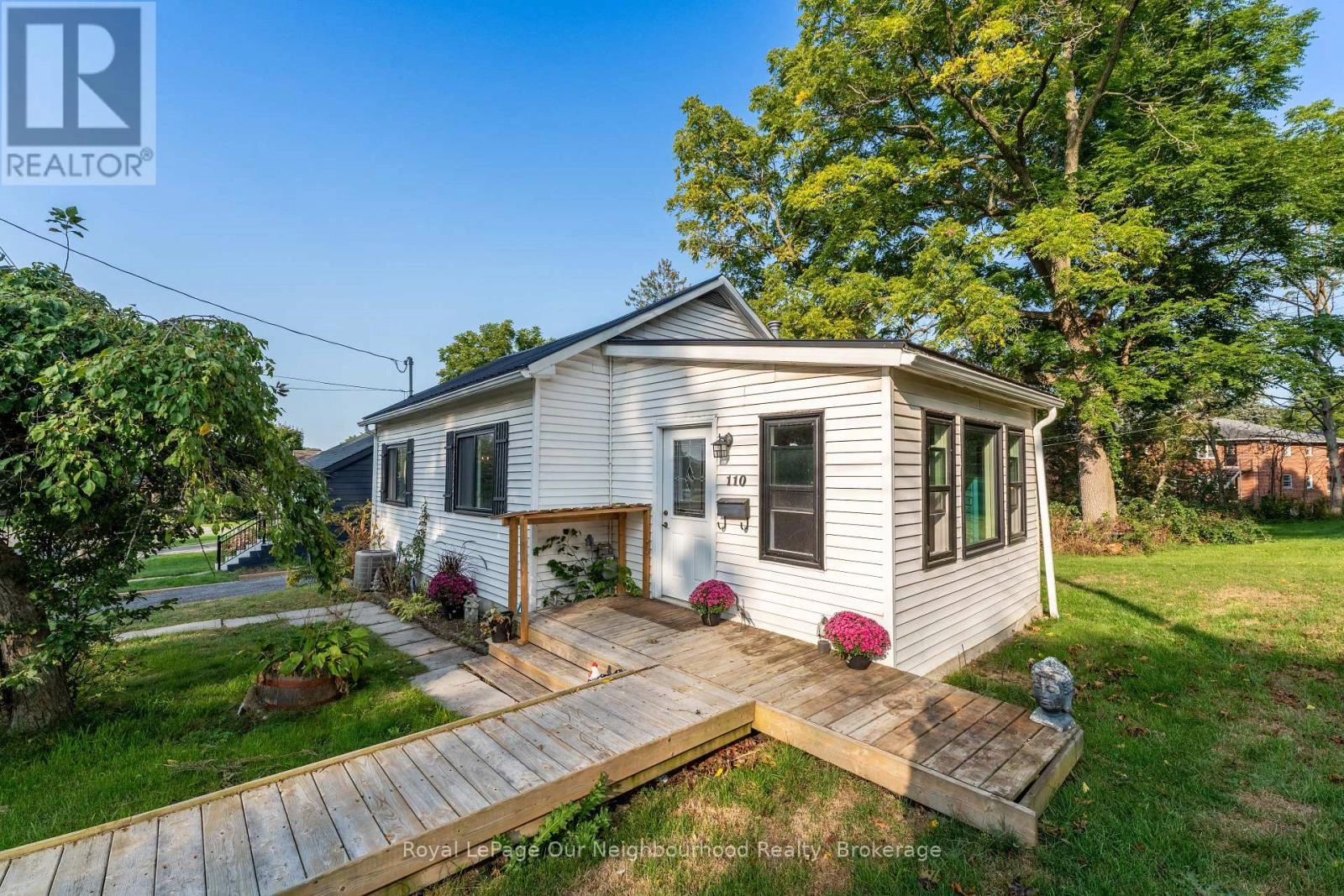 110 Ward Street, Port Hope, Ontario  L1A 1M2 - Photo 1 - X12393573