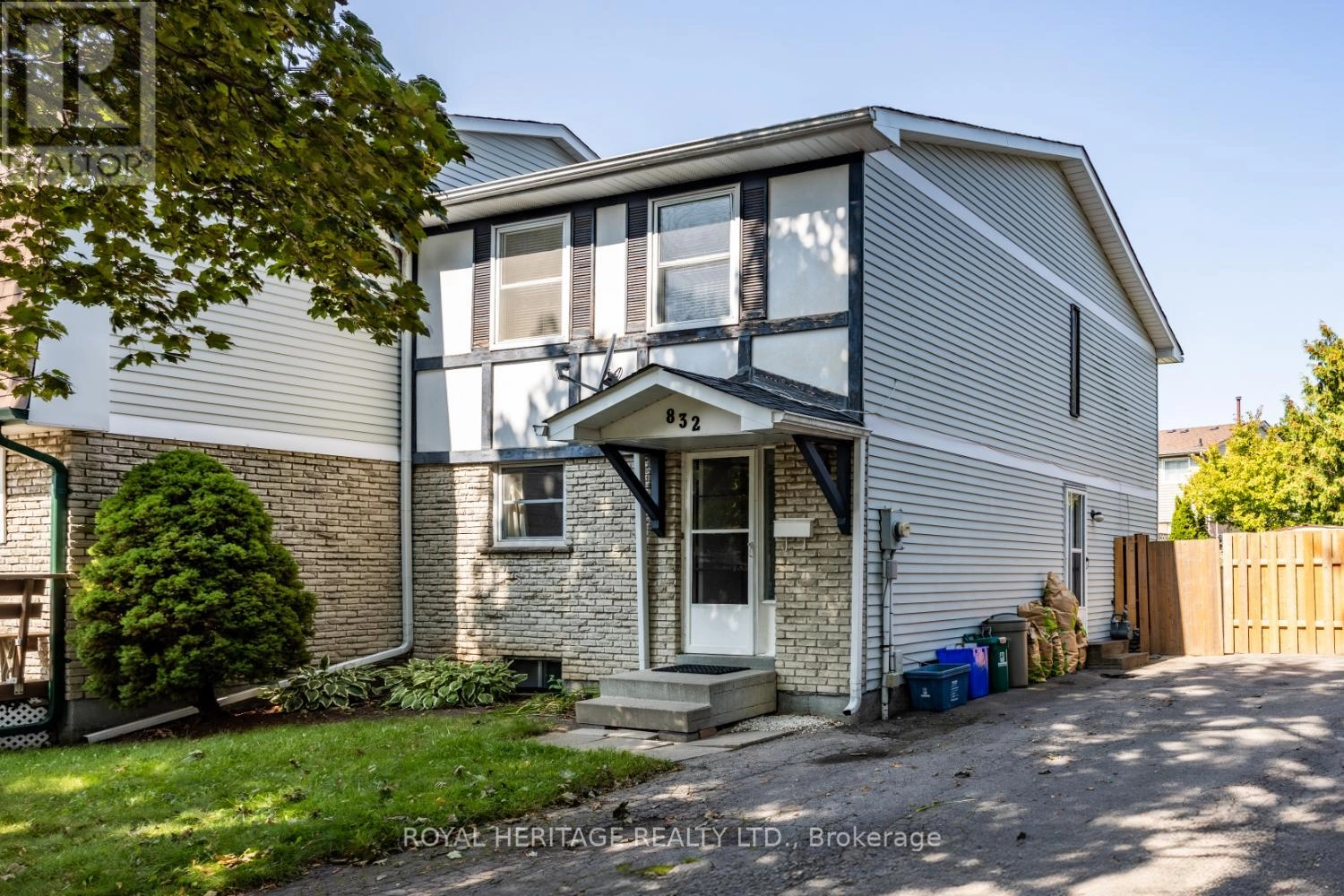 832 Gentry Crescent, Oshawa, Ontario  L1K 1L8 - Photo 2 - E12393853