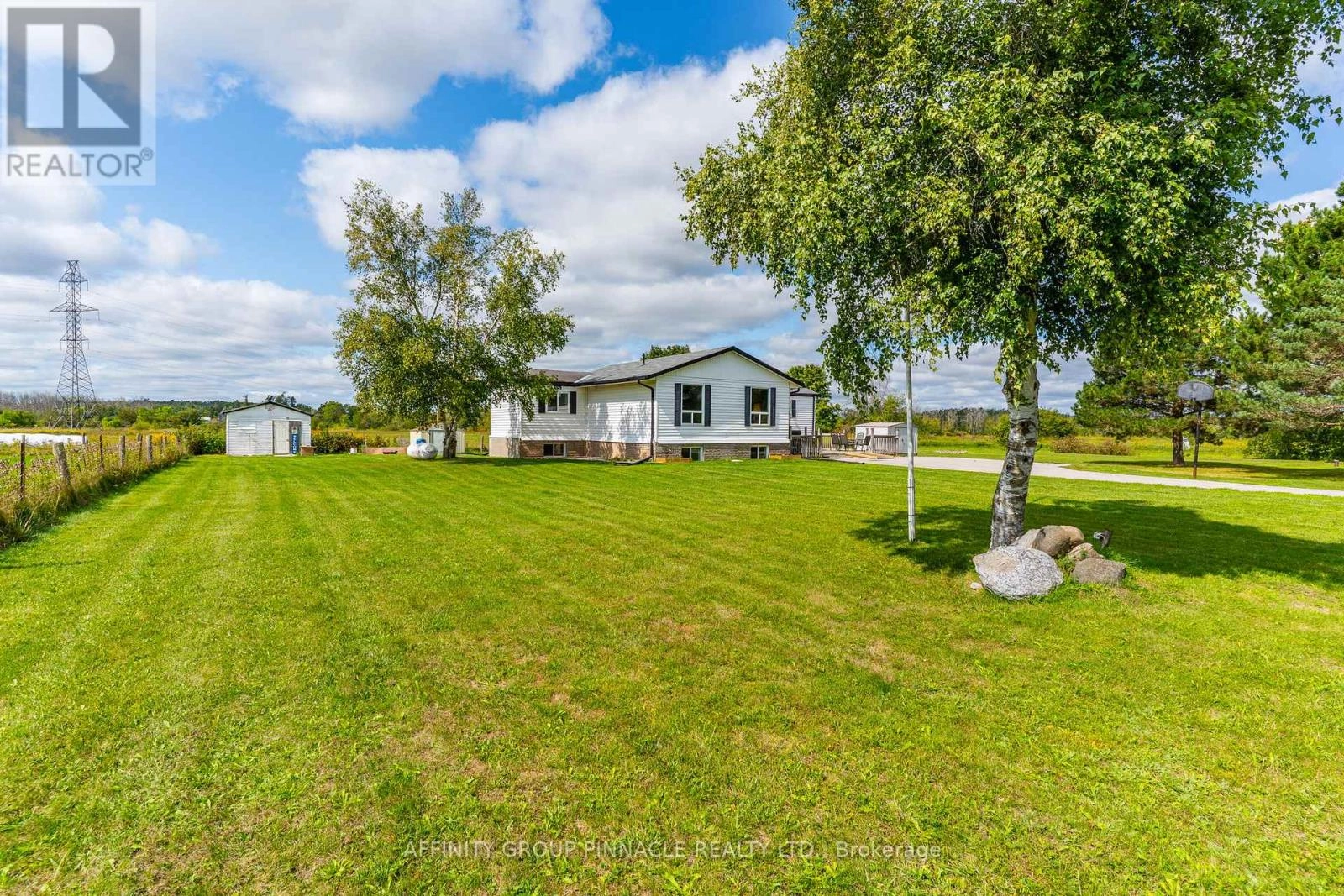1071 Opmar Road, Kawartha Lakes, Ontario  K0M 2M0 - Photo 3 - X12393988