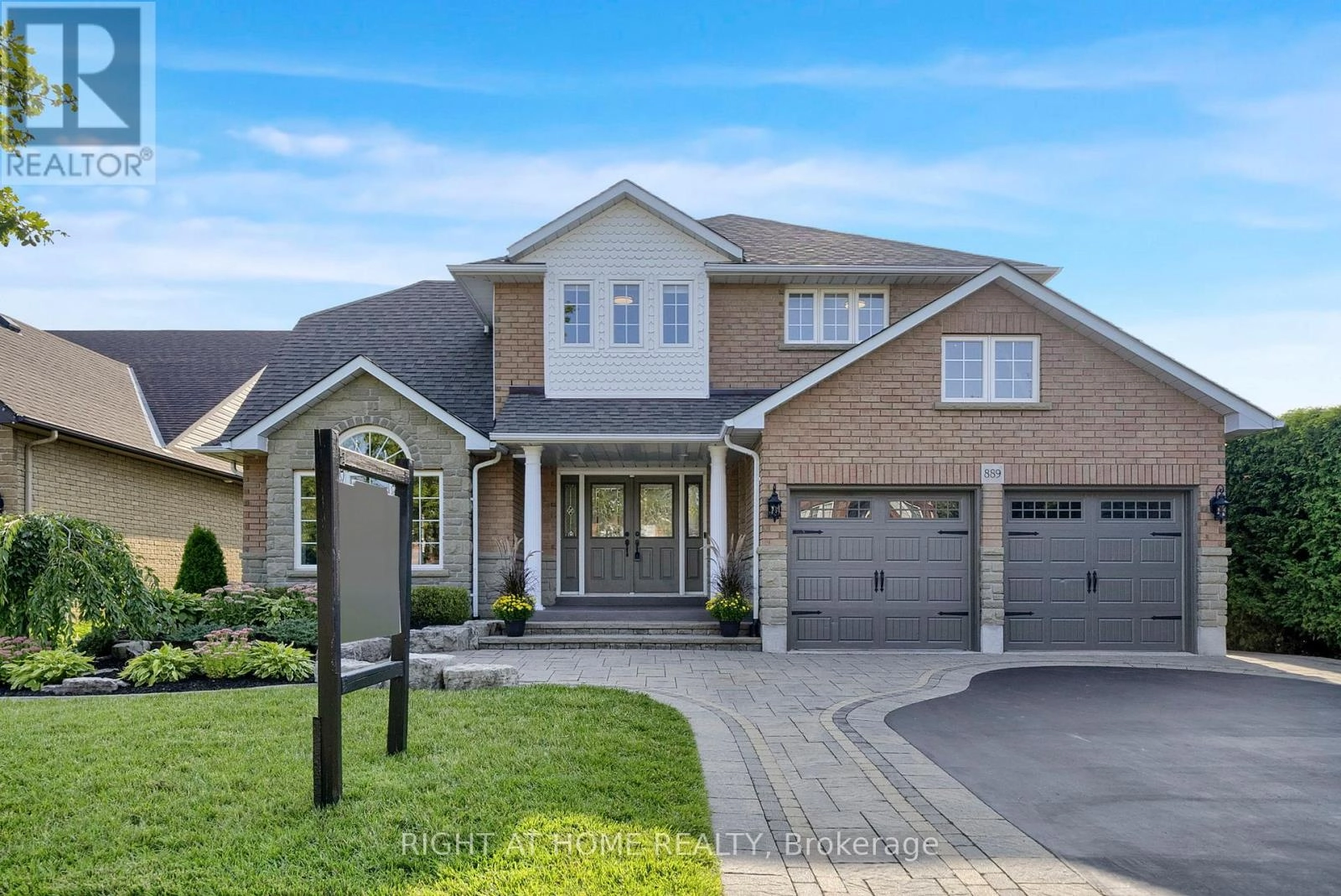 889 Oberland Drive, Oshawa, Ontario  L1K 2M2 - Photo 2 - E12394290