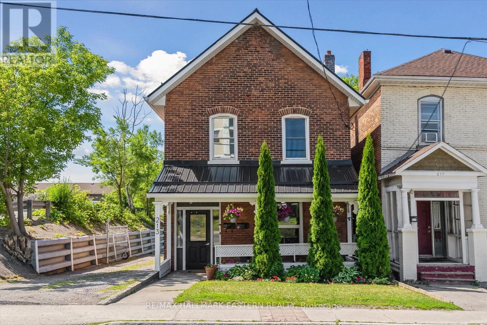 213 Brock Street, Peterborough, Ontario  K9H 2P6 - Photo 1 - X12394601