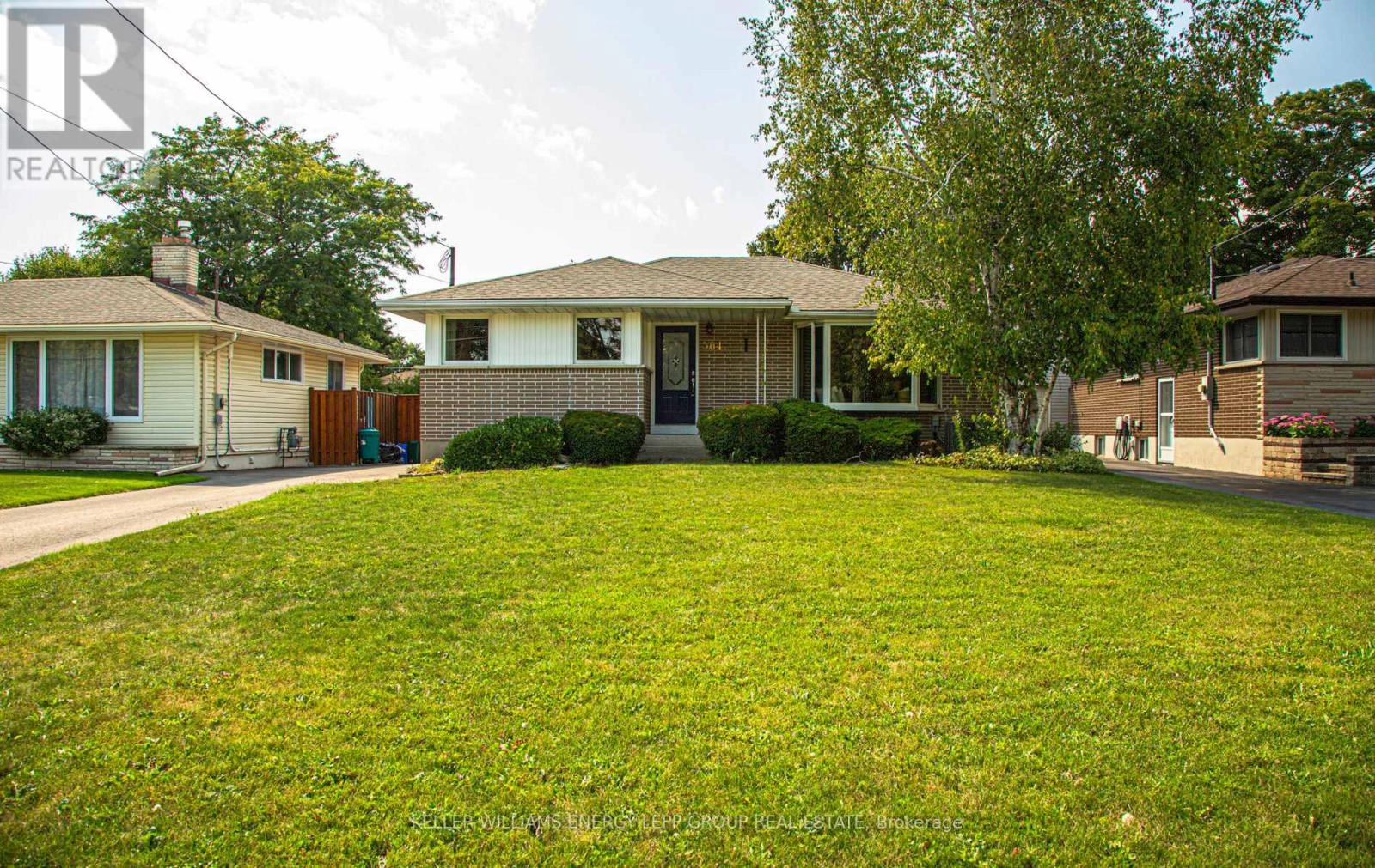 564 Central Park Boulevard N, Oshawa, Ontario  L1G 6A4 - Photo 1 - E12394766