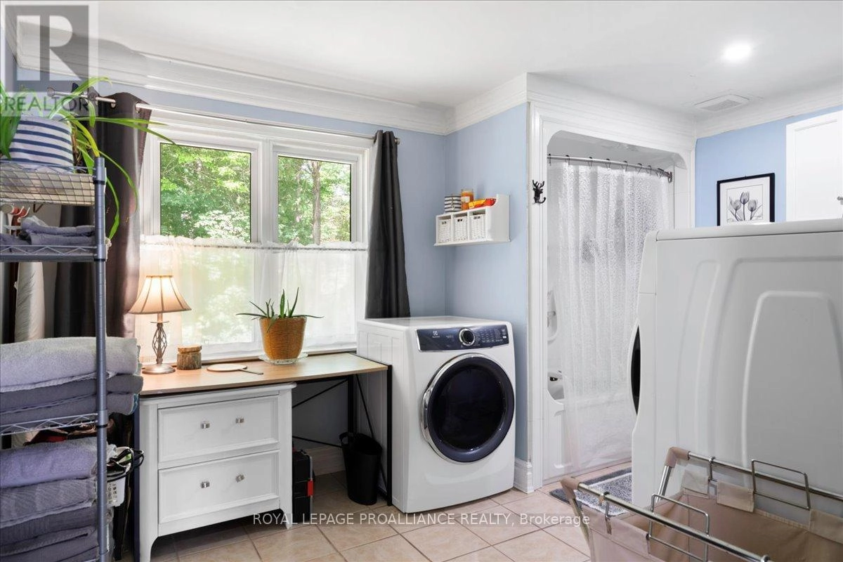 1023 Jewel Road, North Frontenac, Ontario K0H 1K0 - Photo 18 - X12395009