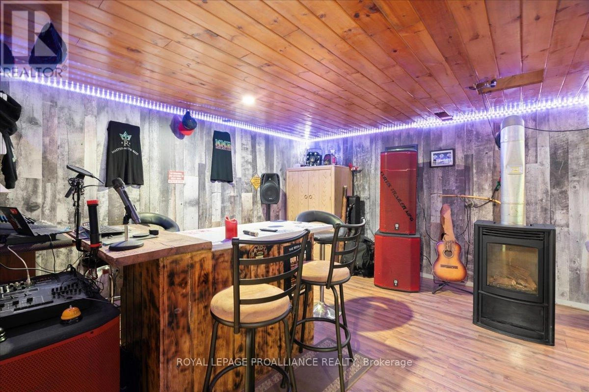 1023 Jewel Road, North Frontenac, Ontario K0H 1K0 - Photo 21 - X12395009