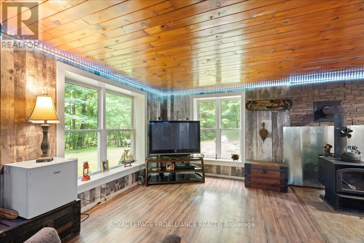 1023 Jewel Road, North Frontenac, Ontario K0H 1K0 - Photo 27 - X12395009