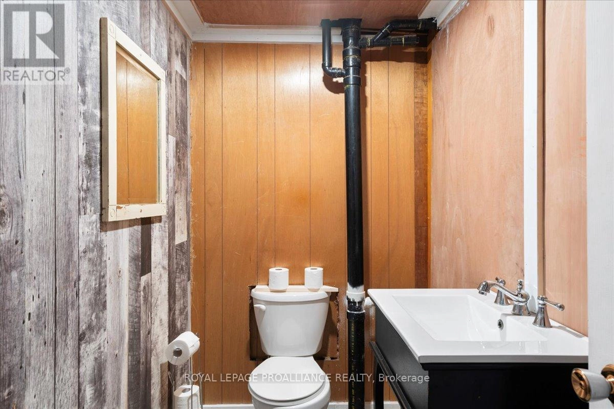 1023 Jewel Road, North Frontenac, Ontario K0H 1K0 - Photo 30 - X12395009