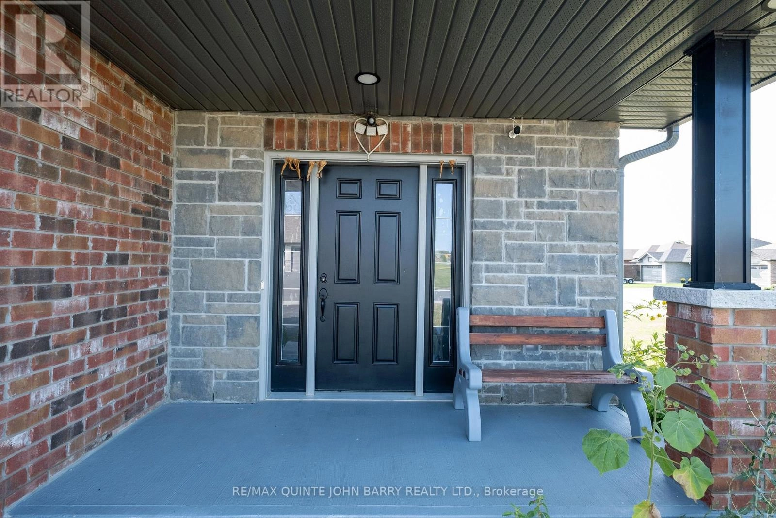43 Cedar Park Crescent, Quinte West, Ontario  K8V 0J1 - Photo 3 - X12395150