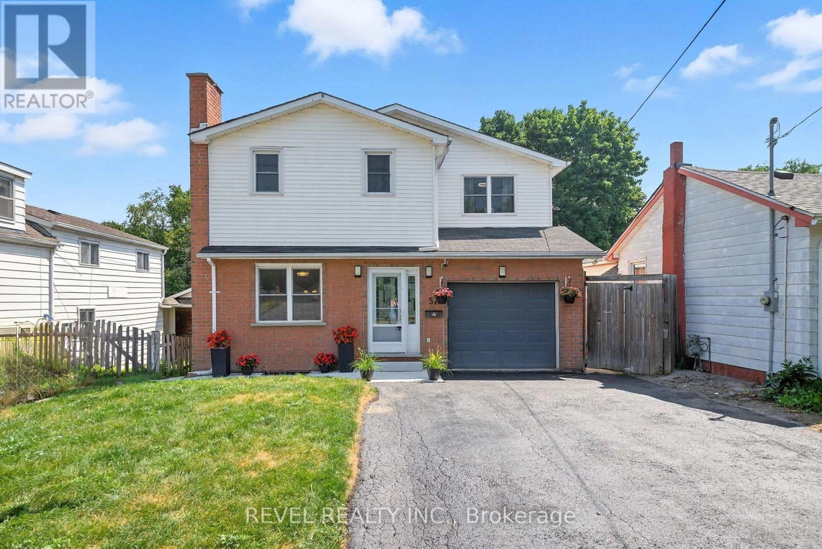 57 Rosehill Boulevard, Oshawa, Ontario  L1J 5G6 - Photo 2 - E12395914