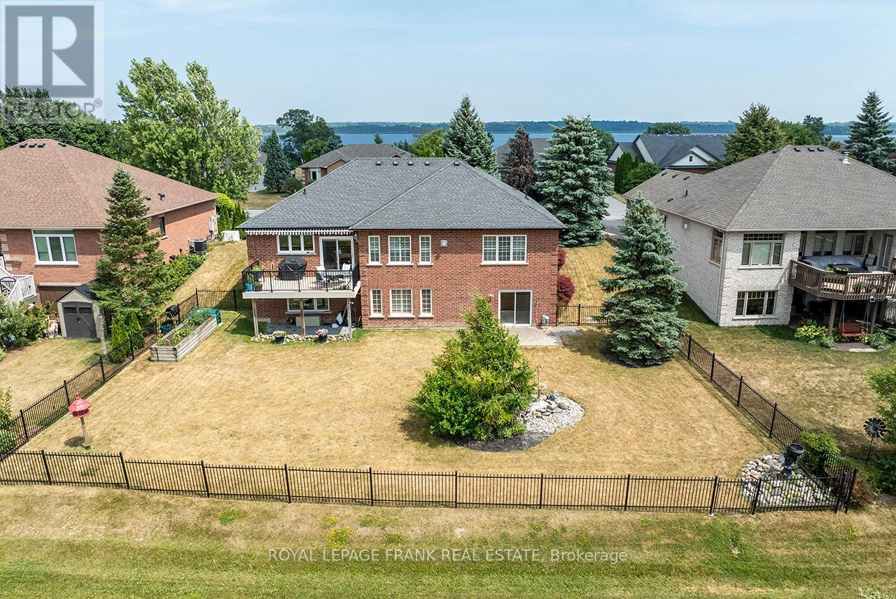 202 Southcrest Drive, Kawartha Lakes, Ontario  L0C 1G0 - Photo 3 - X12308161