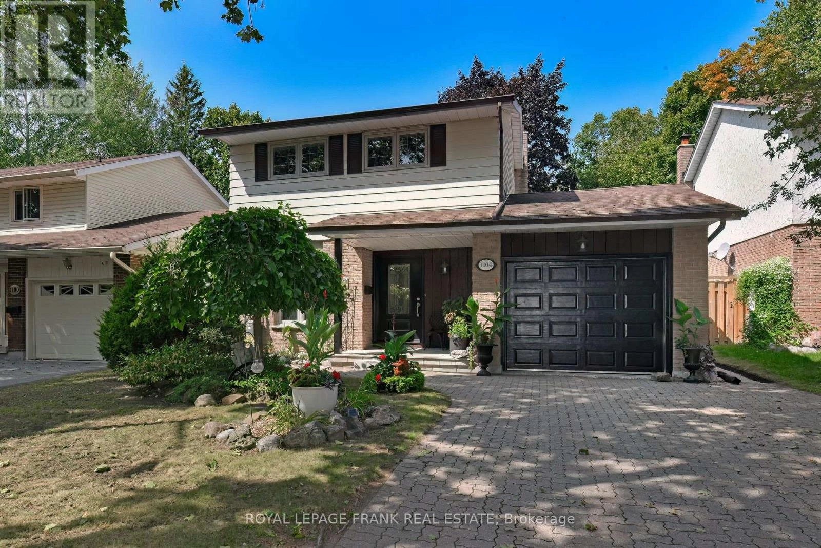 1104 Old Pye Court, Oshawa, Ontario  L1G 7N8 - Photo 1 - E12396665