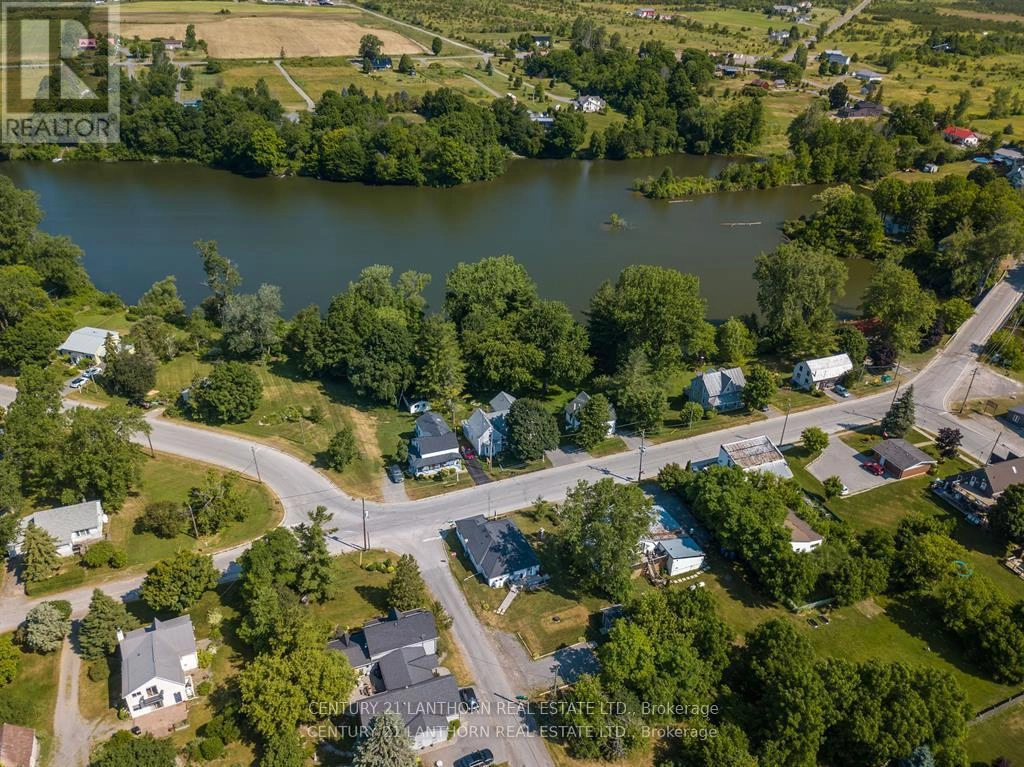 13 St Philip Street, Prince Edward County, Ontario  K0K 2P0 - Photo 1 - X12396872