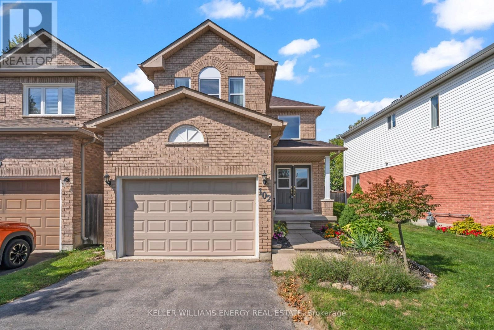 102 Lownie Court, Clarington, Ontario  L1C 5E1 - Photo 1 - E12397485