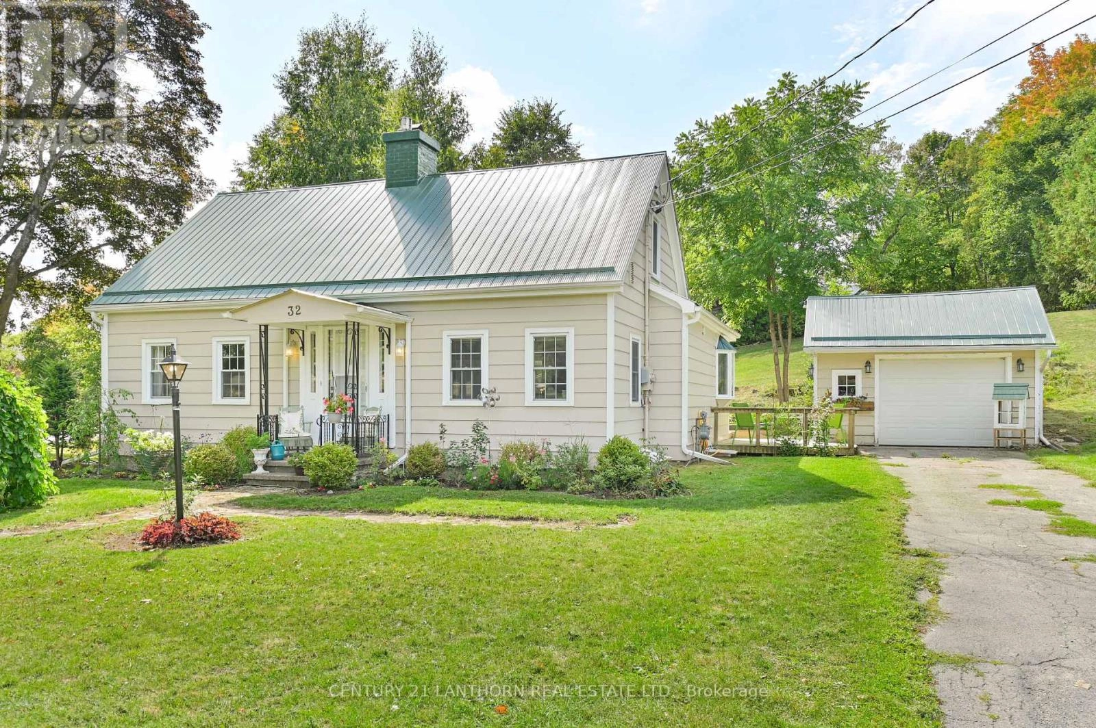 32 Davidson Street, Centre Hastings, Ontario  K0K 2K0 - Photo 1 - X12397758