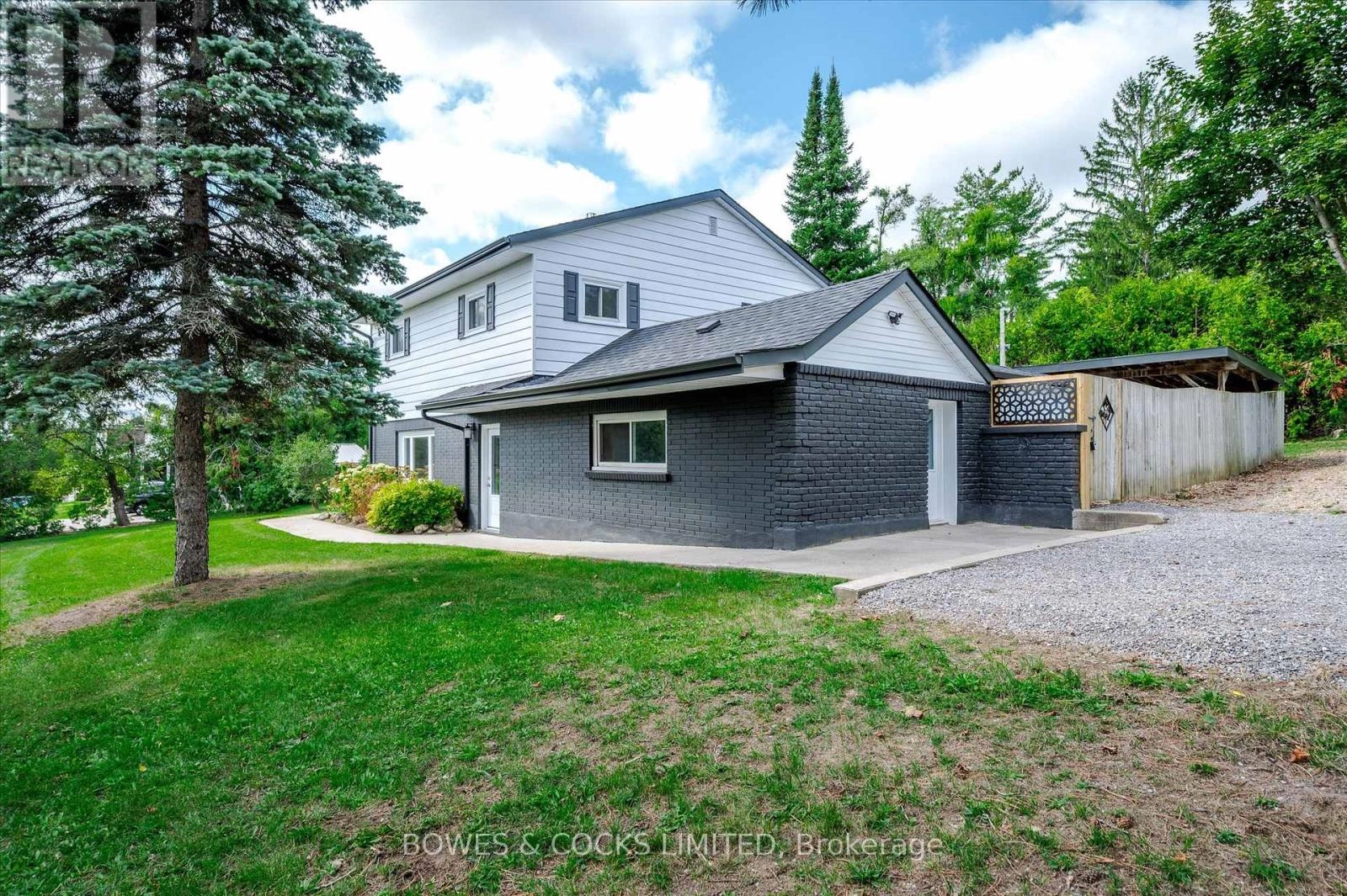 1695 Killoran Road, Selwyn, Ontario  K9J 6X5 - Photo 3 - X12388603