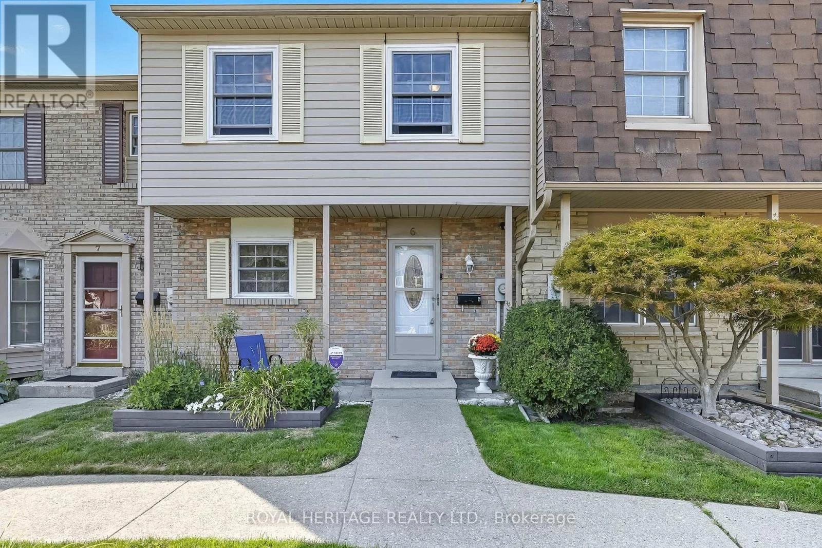 6 - 580 Eyer Drive, Pickering, Ontario  L1W 3B7 - Photo 1 - E12397963