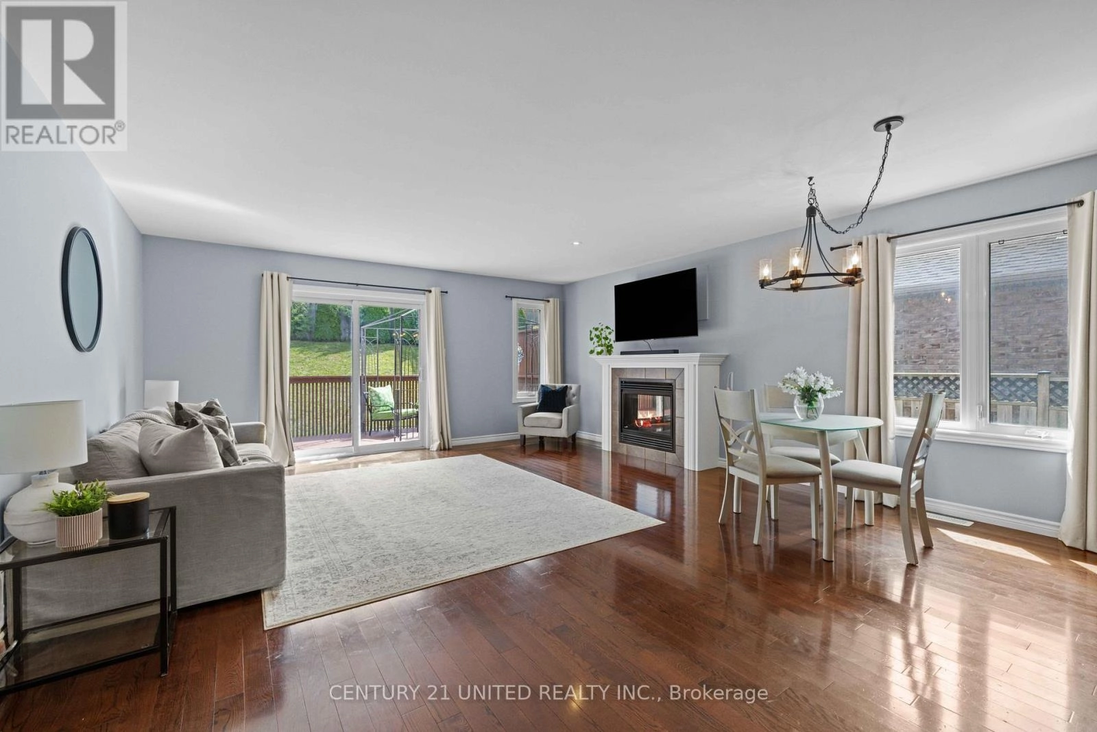 385 Bianco Crescent, Peterborough, Ontario  K9K 0A5 - Photo 3 - X12397880