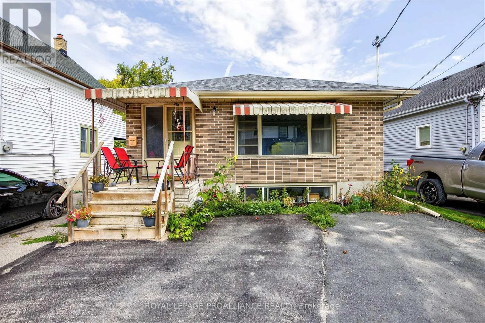 496 Cross Street, Peterborough, Ontario  K9H 4T2 - Photo 1 - X12398316