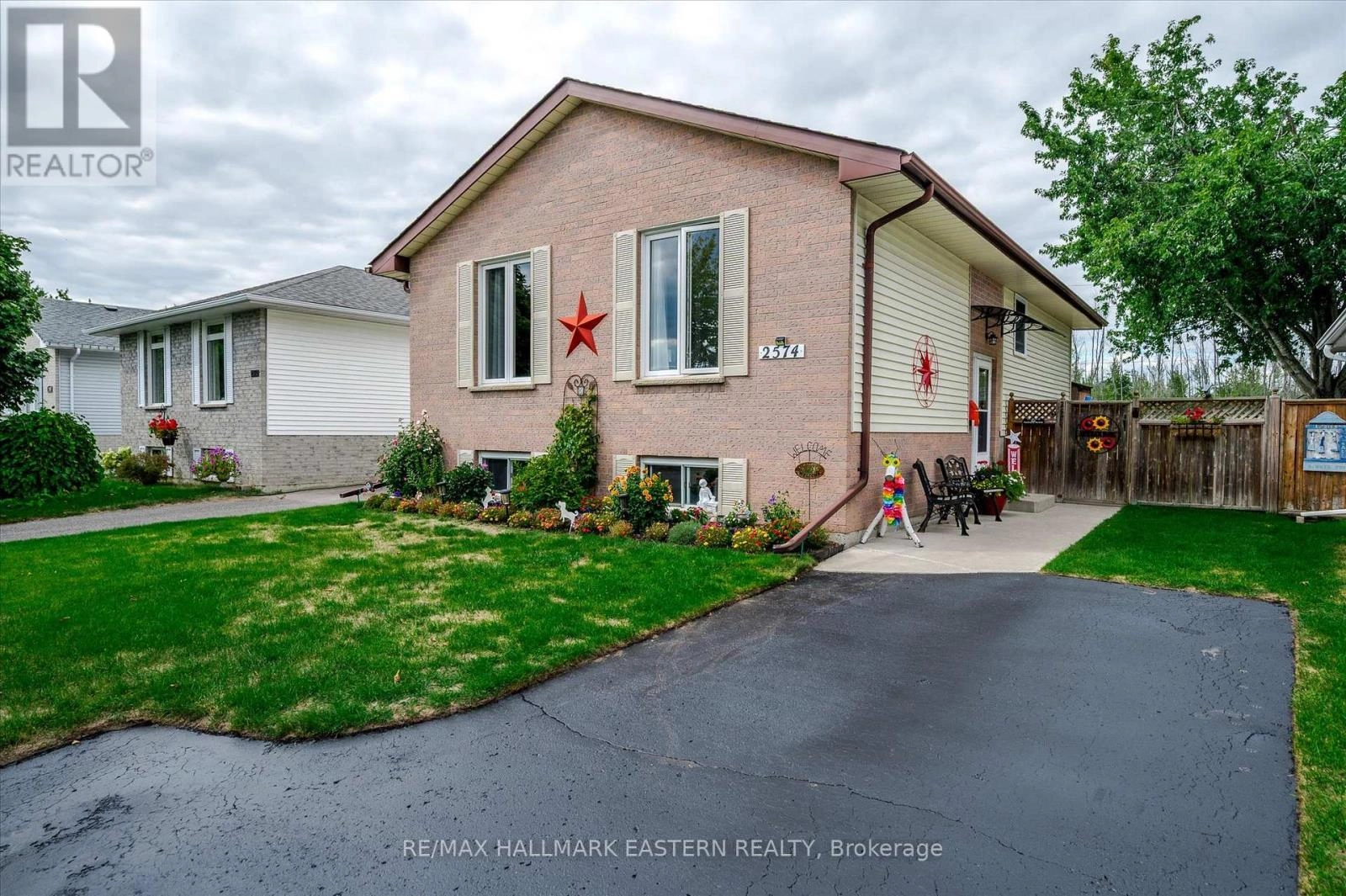 2574 Foxmeadow Road, Peterborough, Ontario  K9L 1X2 - Photo 1 - X12394262