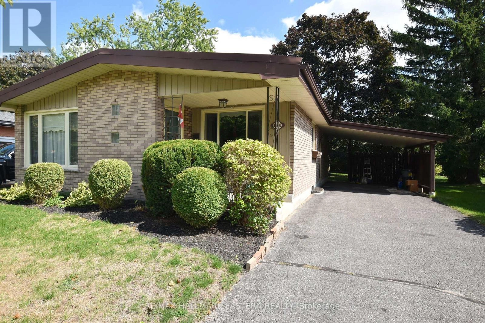 1250 Franklin Drive, Peterborough, Ontario  K9H 6Z4 - Photo 3 - X12399351