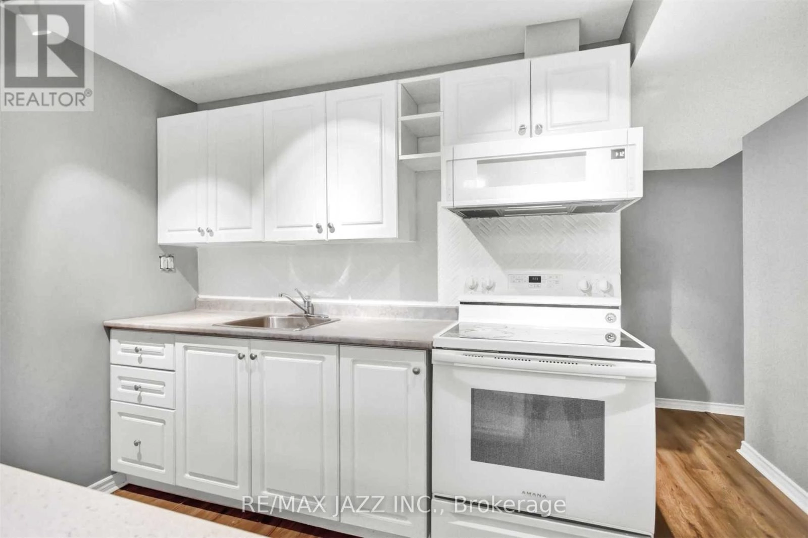 38 John Scott Avenue, Clarington, Ontario L1C 4K9 - Photo 10 - E12399679