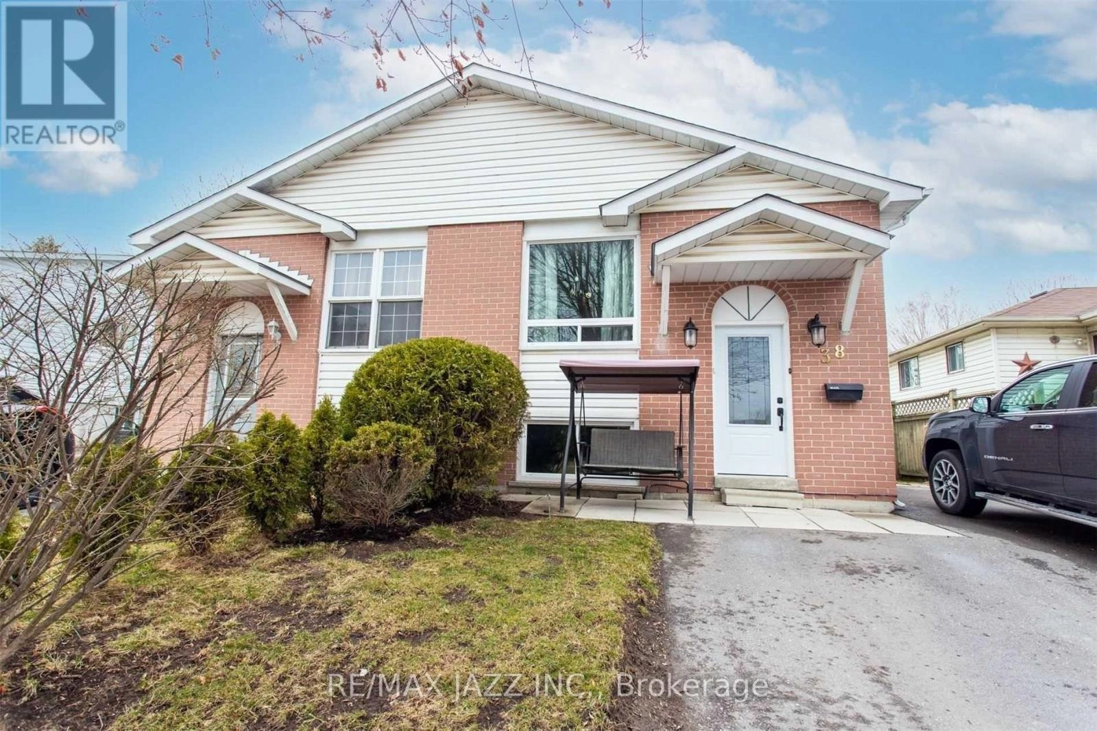 38 John Scott Avenue, Clarington, Ontario L1C 4K9 - Photo 18 - E12399679