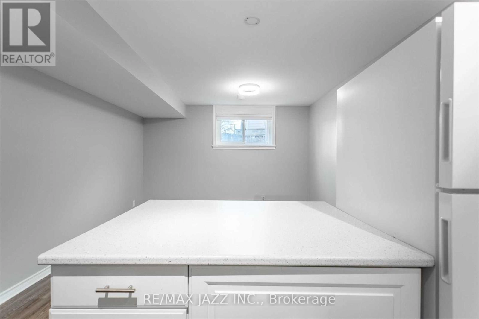 38 John Scott Avenue, Clarington, Ontario L1C 4K9 - Photo 4 - E12399679