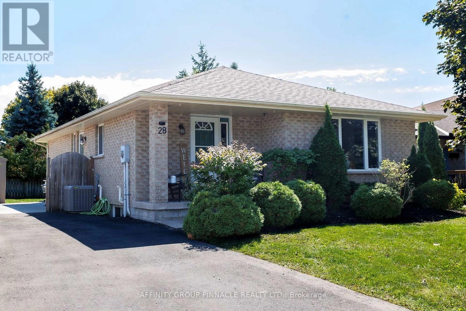 28 Karen Drive, Kawartha Lakes, Ontario  K9V 5V6 - Photo 2 - X12400313