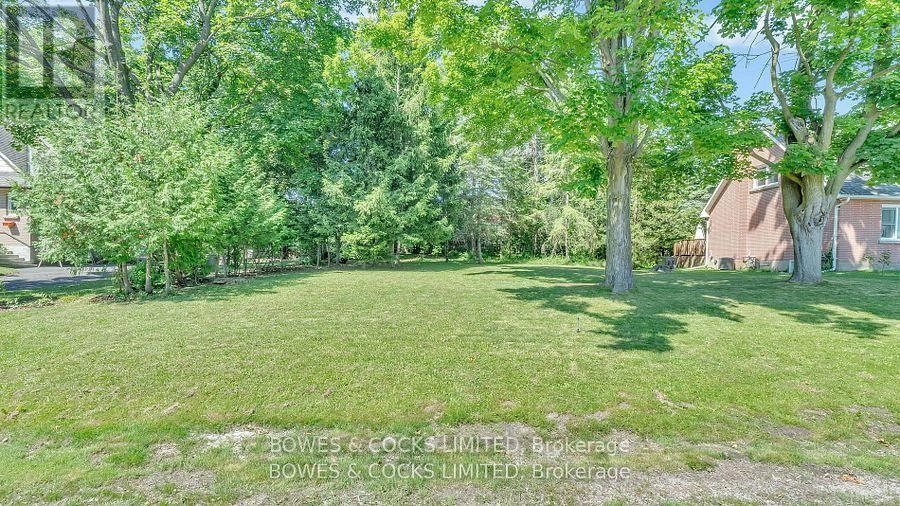 125 Greenhill Drive, Peterborough, Ontario  K9J 6E2 - Photo 3 - X12400477