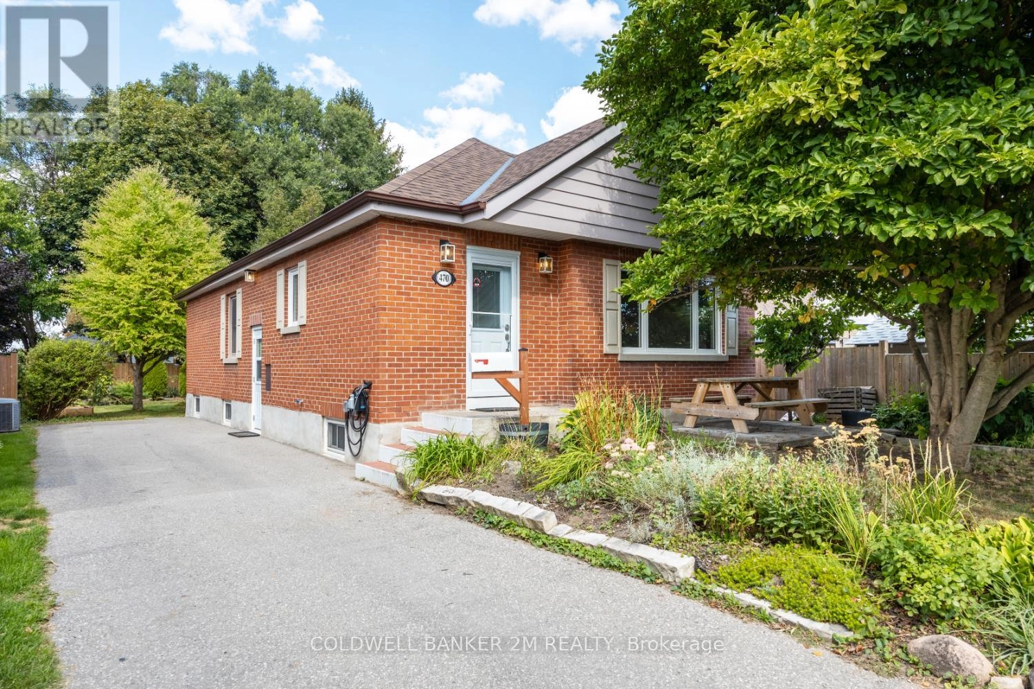470 Colborne Street E, Oshawa, Ontario  L1G 1N2 - Photo 1 - E12400795