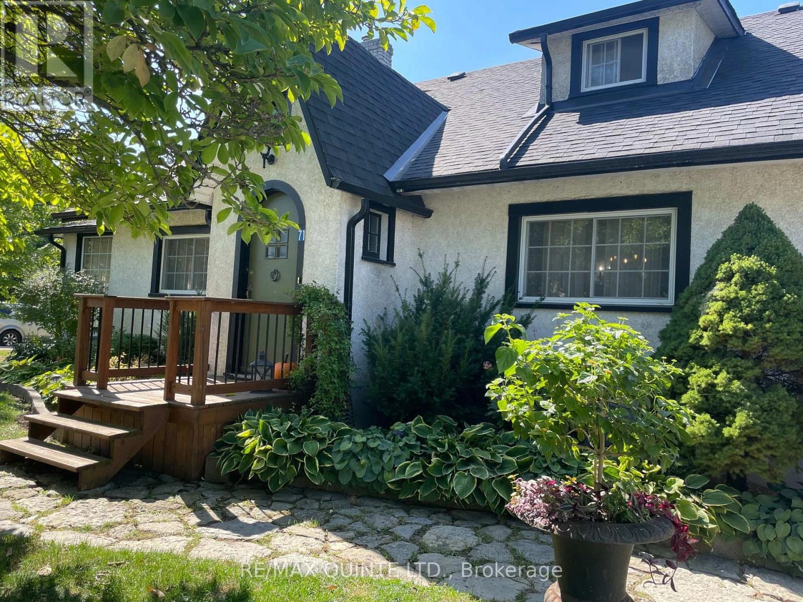 71 Trent Street N, Quinte West, Ontario  K0K 2C0 - Photo 1 - X12401146
