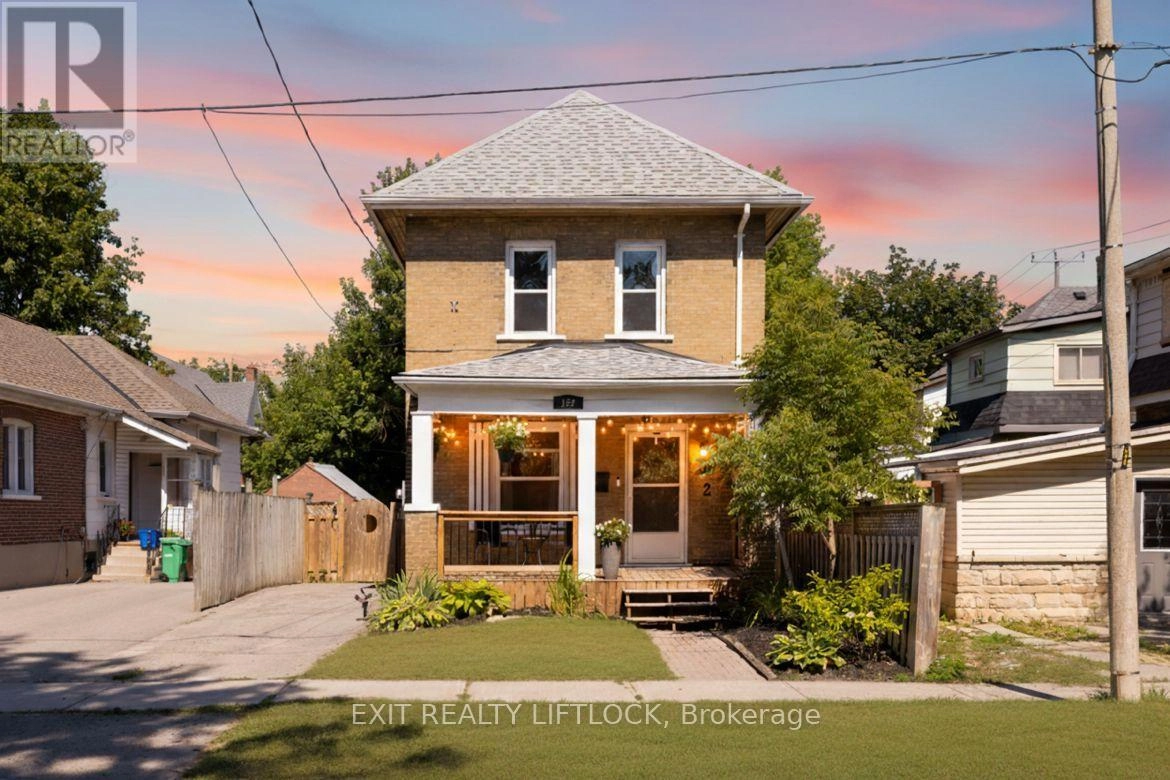 132 Maude Street, Peterborough Central, Ontario  K9J 3A2 - Photo 1 - X12362507