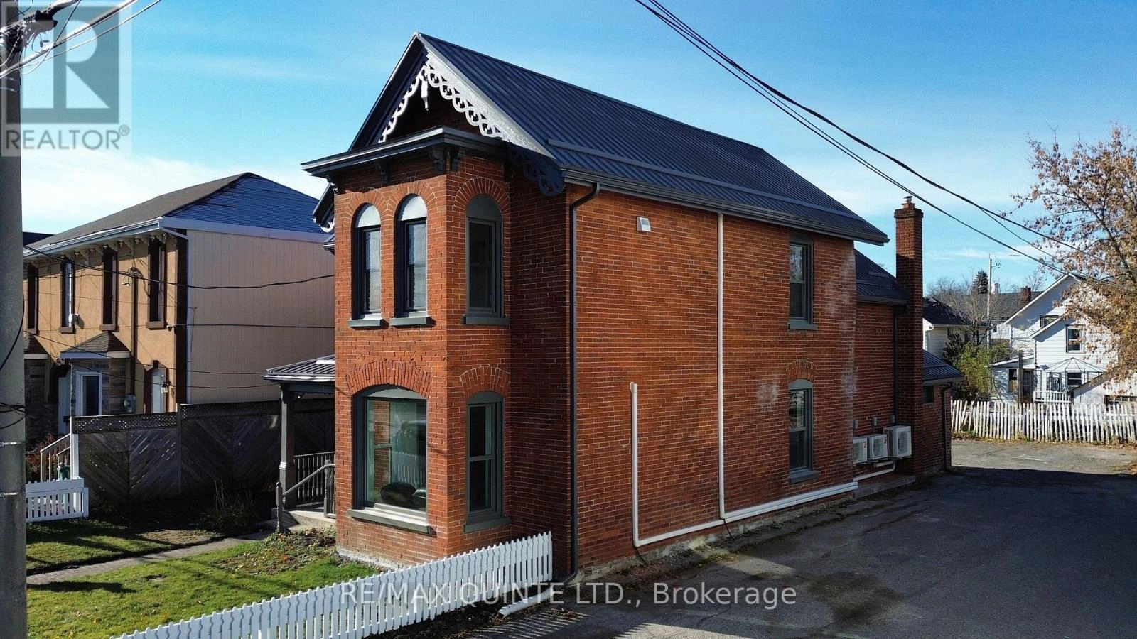 2 - 256 Coleman Street, Belleville, Ontario  K8P 3H7 - Photo 2 - X12402170