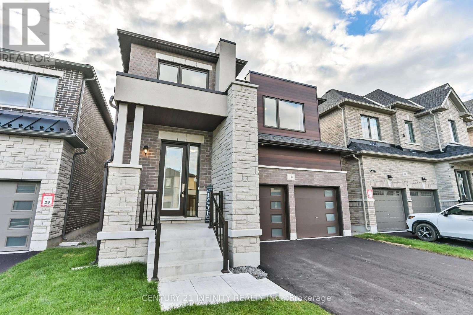 10 Hoad Street, Clarington, Ontario  L1B 0W1 - Photo 2 - E12402413