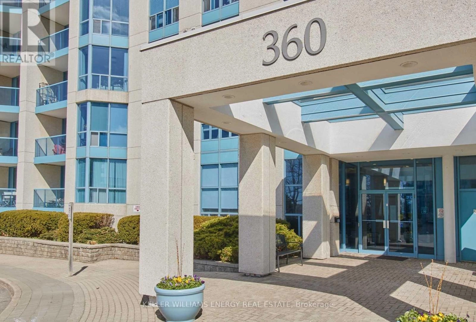 508 - 360 Watson Street W, Whitby, Ontario  L1N 9G2 - Photo 2 - E12402715