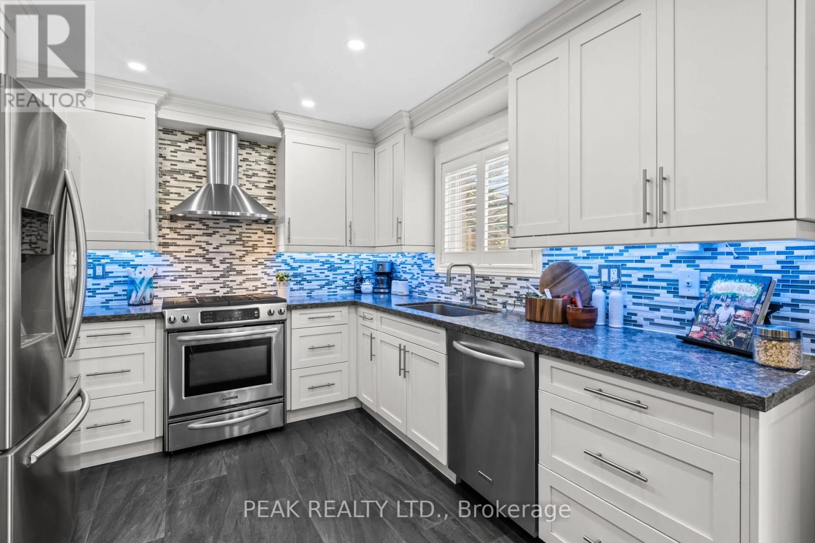 80 Fry Crescent, Clarington, Ontario  L1C 4Y3 - Photo 1 - E12391105