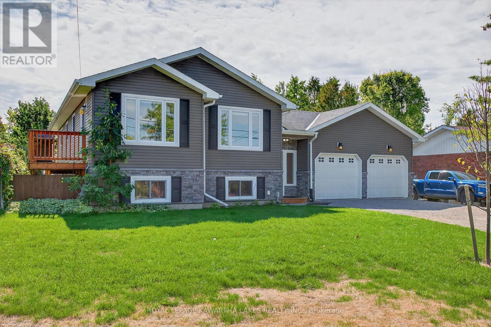 21 Hillside Drive, Kawartha Lakes, Ontario  K9V 1A3 - Photo 1 - X12403064