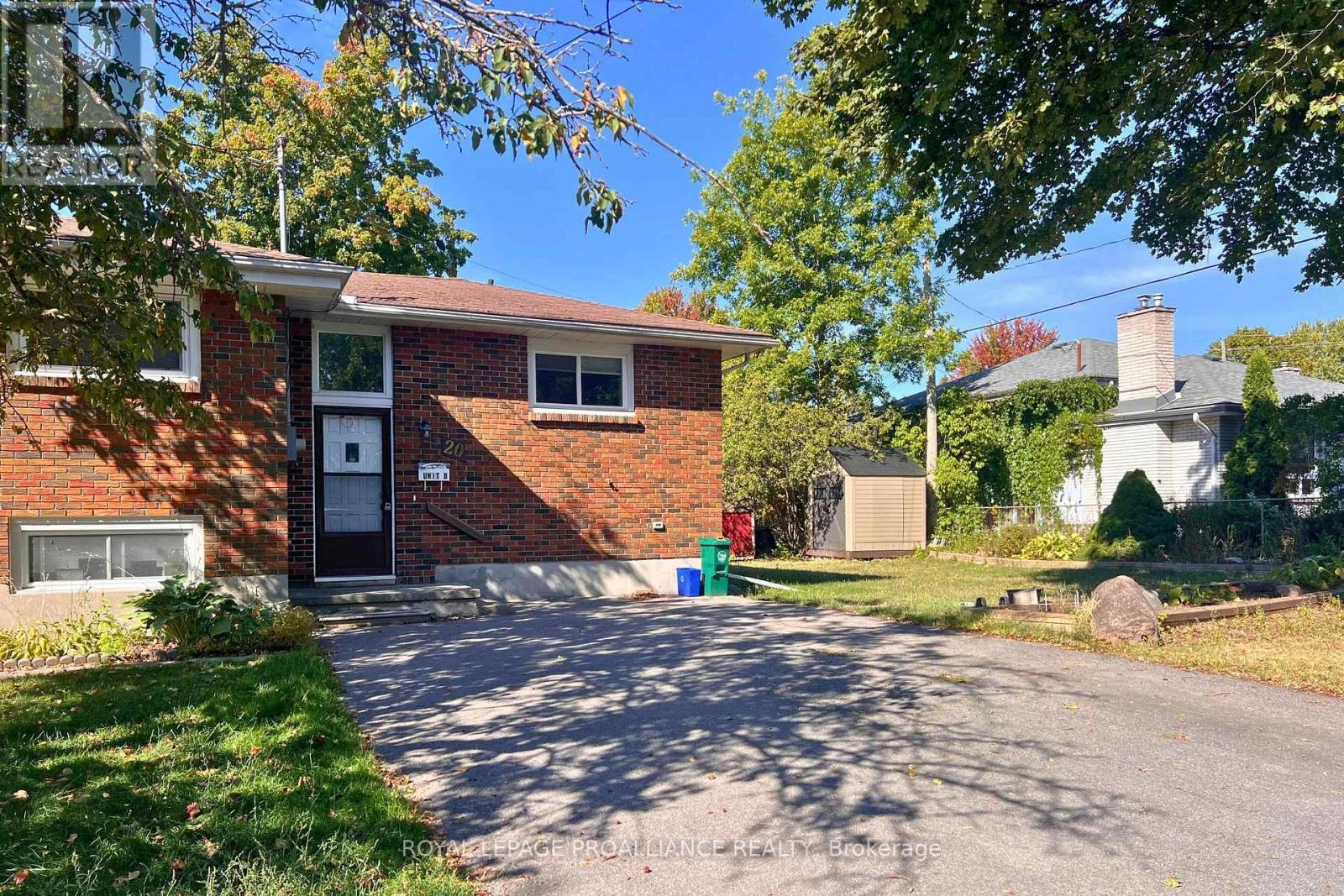 B - 20 Munro Avenue, Belleville, Ontario  K8N 1K1 - Photo 2 - X12403124