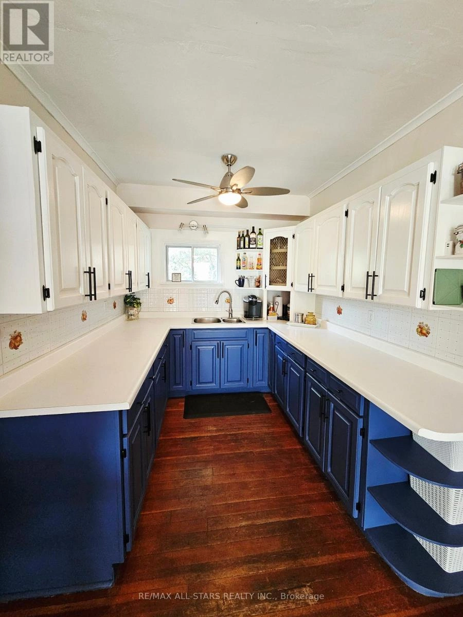 61 Francis Street E, Kawartha Lakes, Ontario  K0M 1N0 - Photo 14 - X12403523