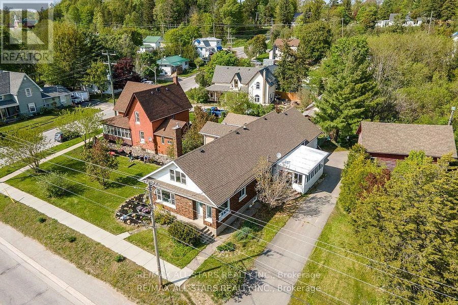 61 Francis Street E, Kawartha Lakes, Ontario  K0M 1N0 - Photo 3 - X12403523