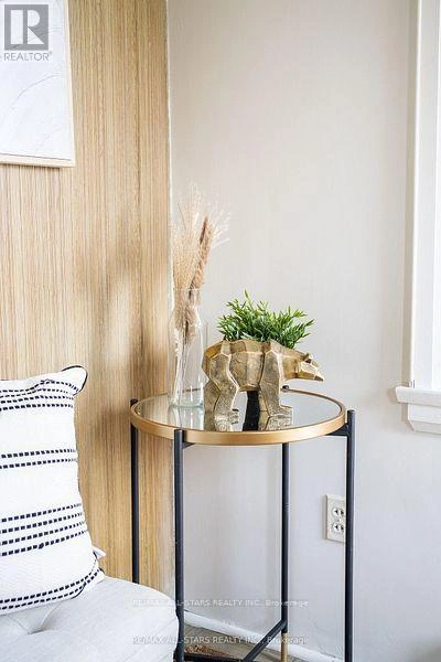 61 Francis Street E, Kawartha Lakes, Ontario  K0M 1N0 - Photo 6 - X12403523